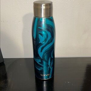 Tervis Blue and Silver Accent Tumbler